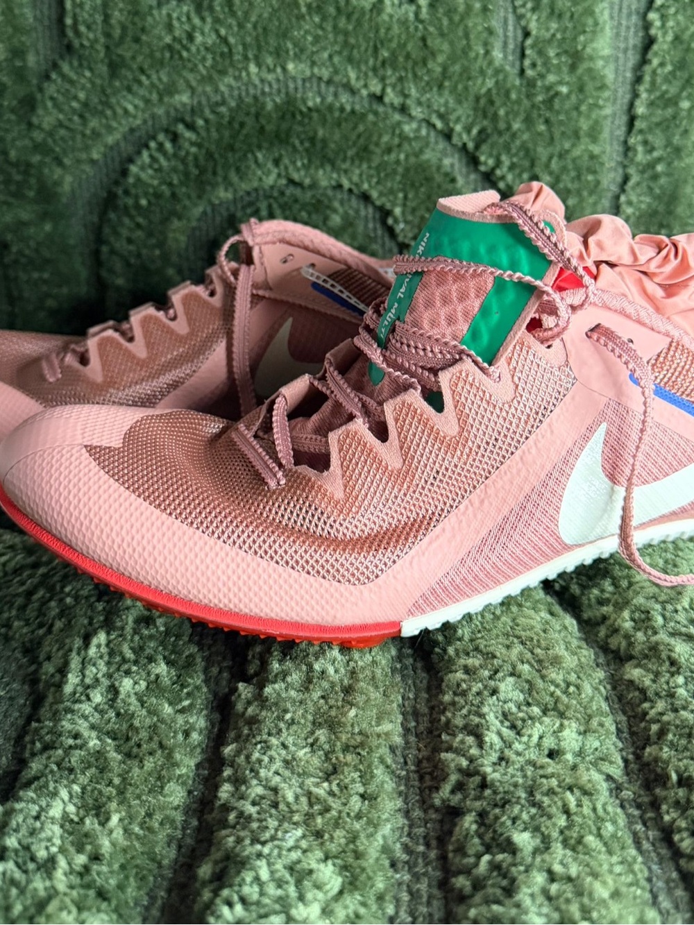 Nike Women’s Pink Athletic Training Sneakers with Green Tongue Accents - Picture 2 of 6